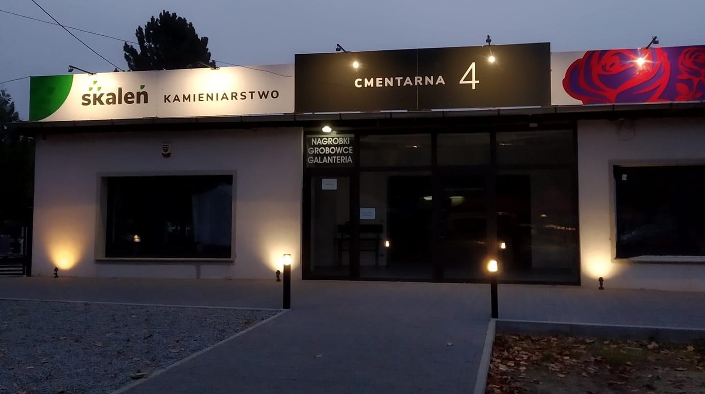 Zakład kamieniarski Skaleń — szyld i wejście, ul. Cmentarna 4 w Opolu
