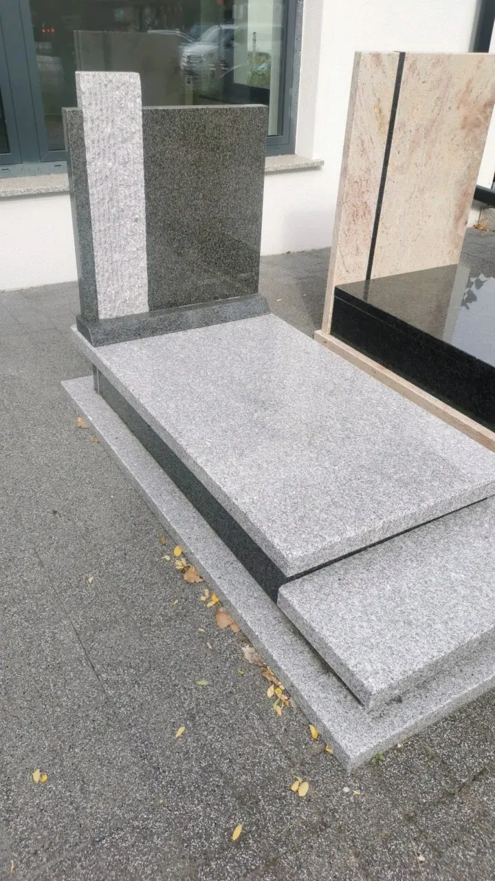 Pomnik pojedynczy SKA-1791460719-0068, granit GRANICZNA, 90 × 190 × 130 cm — na placu Skaleń w Opolu — zdjęcie 2